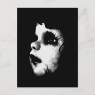 Postal Cara de muñeca espeluznante