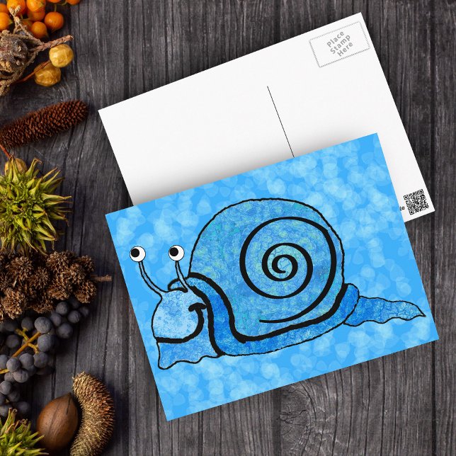 Postal Caracol azul Personalizado sonriente (Cute happy snail blue tie dye patterned shell on blue postcard.)