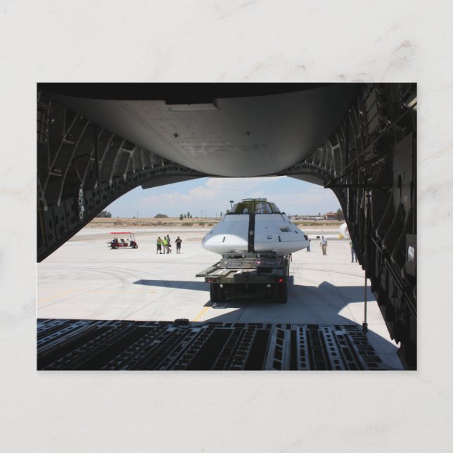 Postal Cargando la nave espacial de Orion (Anverso)