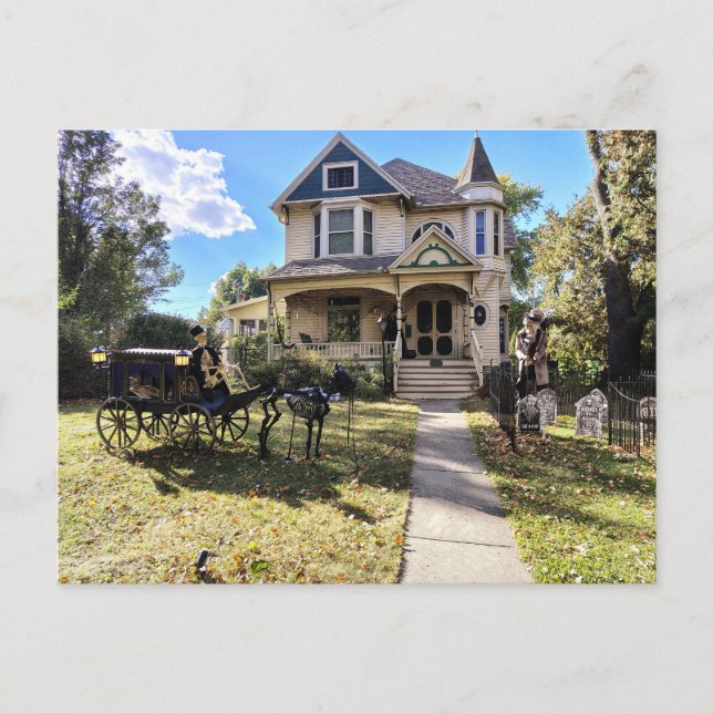 Postal Casa embrujada de Halloween con esqueletos (Anverso)