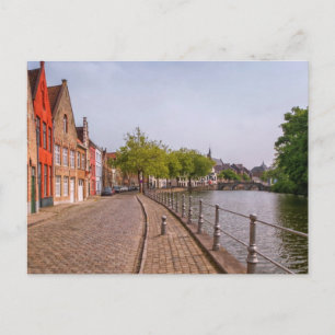Postal Casas de ladrillo rojo y canal en Brujas, Bélgica