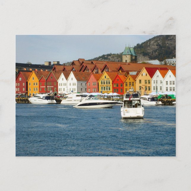 Postal Casas pintadas en Noruega frente al mar (Anverso)
