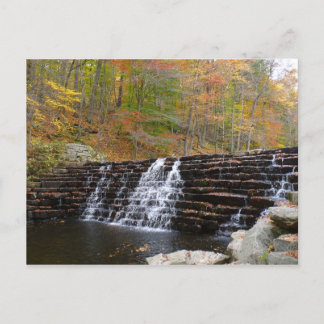 Postal Cascada en el Parque Estatal Laurel Hill I