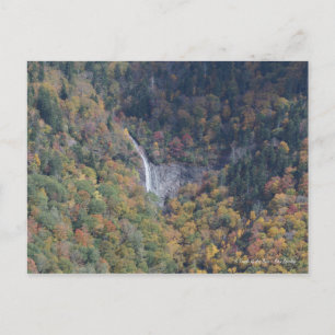 Postal Cascada en las montañas Blue Ridge, NC