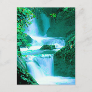 Postal Cascada serena en azul y verde