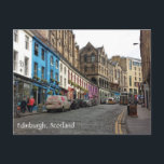 Postal Casco antiguo, Edimburgo, Escocia<br><div class="desc">Una escena colorida de la calle Victoria cerca del Castillo de Edimburgo y la Milla Real en el casco antiguo de Edimburgo,  Escocia.</div>
