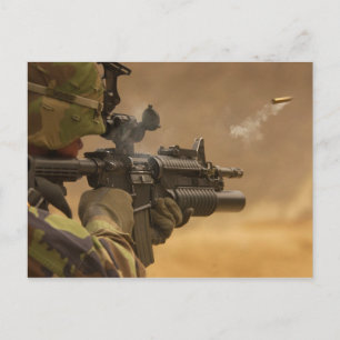 Postal Casing de shell despedido de un rifle M-4