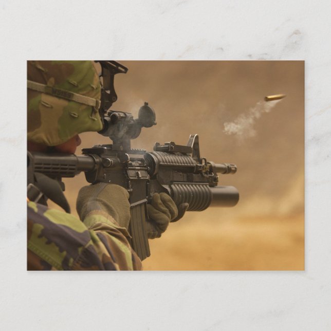 Postal Casing de shell despedido de un rifle M-4 (Anverso)