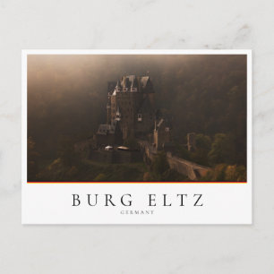 Postal Castillo Burg Eltz en la niebla matutina
