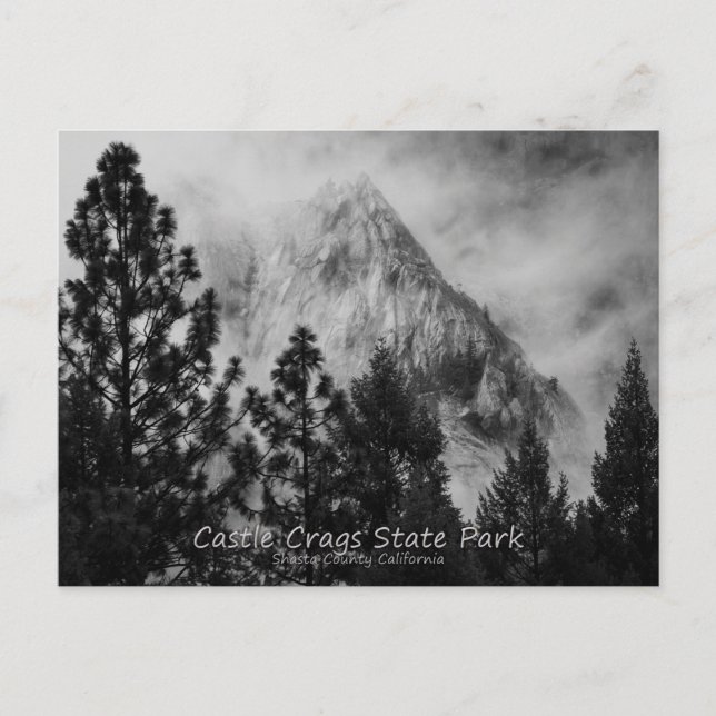 Postal Castillo Crags Moody Black and White (Anverso)