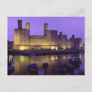 Postal Castillo de Caernarfon, de noche, Gwynedd, Gales