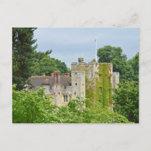 Postal Castillo de comercio de hadas escondido en el bosq