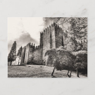 Postal Castillo de Guimaraes en Portugal