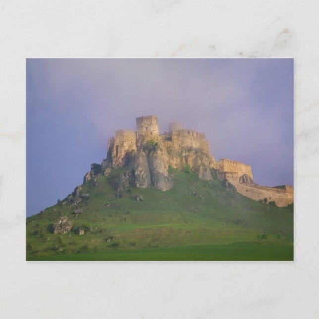 Postal Castillo de Spissky en niebla, Eslovaquia (Anverso)