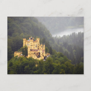 Postal Castillo En Los Árboles