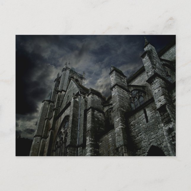 Postal Catedral gótica con un cielo oscuro y oscuro (Anverso)