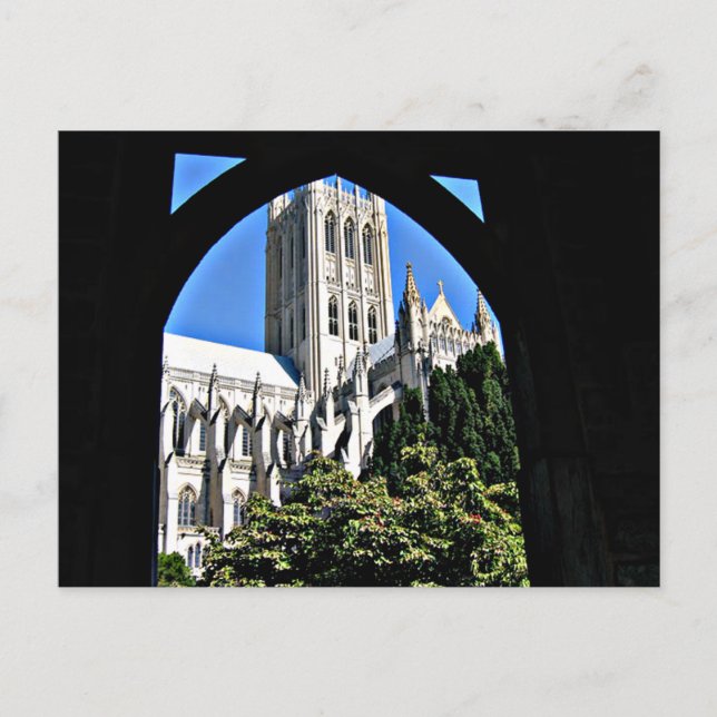 Postal Catedral Nacional de Washington a través del arco (Anverso)