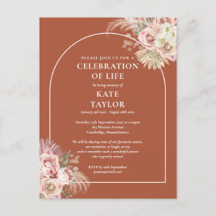 Postal Celebración de la vida del arco de hierba de Pampa