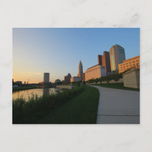 Postal Centro de Columbus, Ohio al atardecer
