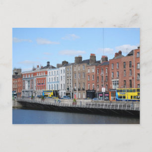 Postal Centro de Dublín en el Liffey