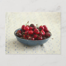 Postal Cerezas en un tazón azul