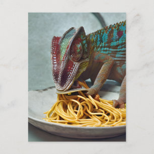 Postal Chameleon comiendo Spaghetti