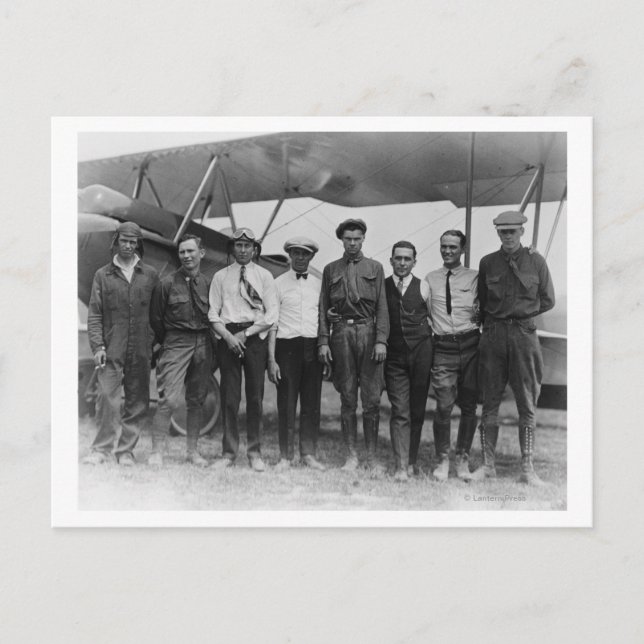 Postal Charles Lindbergh con 7 hombres, incluyendo (Anverso)