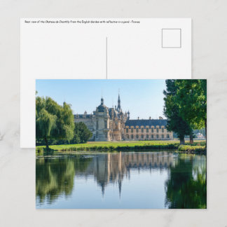 Postal Chateau de Chantilly y reflexión en un estanque