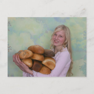 Postal Chica con tazas de pan