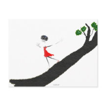 Chica corriendo un árbol
