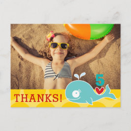 Postal Chica de ballena verde lindo Día de cumpleaños.