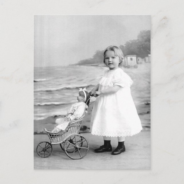 Postal Chica de principios del siglo XIX con su muñeca (Anverso)