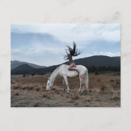 Postal Chica en caballo