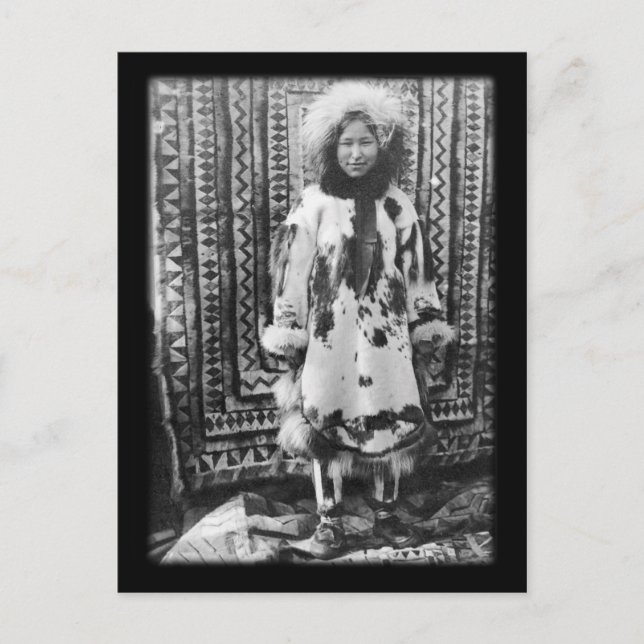 Postal Chica esquimal de Alaska con ropa de piel tradicio (Anverso)