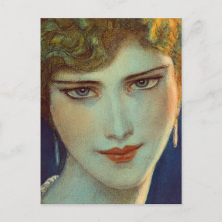 Postal Chica rubio con pendientes