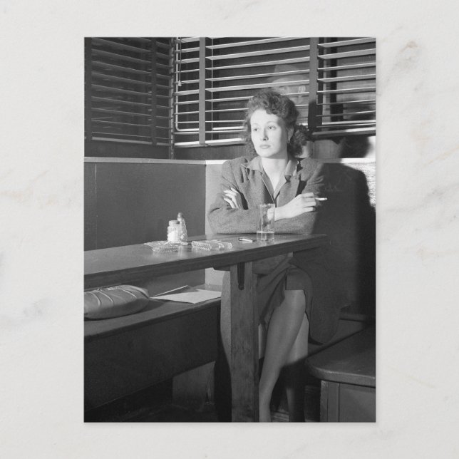Postal Chica Solitaria en un Bar, 1943 (Anverso)