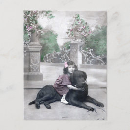 Postal Chica y su perro