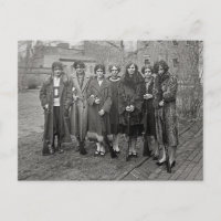Chicas Con Rifles, 1925