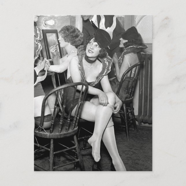 Postal Chicas del espectáculo entre bastidores, 1926 (Anverso)