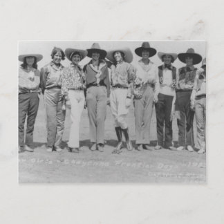 Postal Chicas en Cheyenne Frontier Days, 1929.
