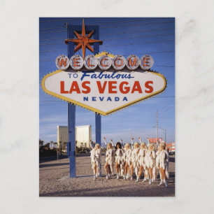 Postal Chicas en frente del histórico cartel de Las Vegas