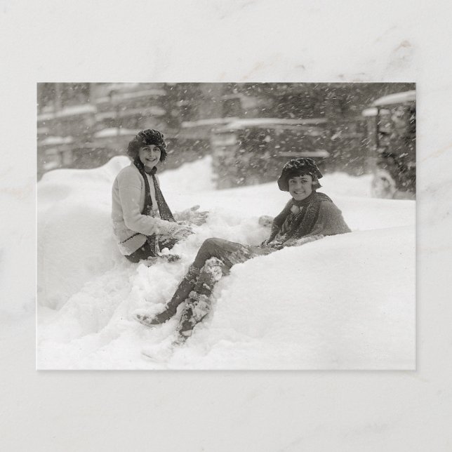 Postal Chicas en la Nieve, 1922 (Anverso)