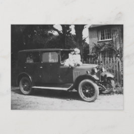 Postal Chicas En Viejo Coche Imagen En Blanco Y Negro - P