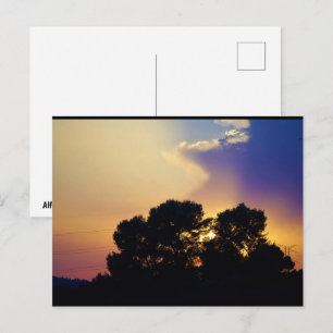 Postal Cielo de Atardecer Eléctrico