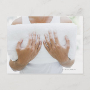 Postal Cierre de los hombres con toallas