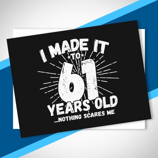 Postal Cita divertida de cumpleaños número 61 sarcástica  (Subido por el creador)