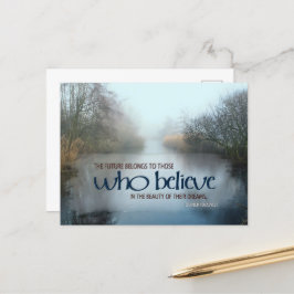 Postal Cita Inspiradora de Eleanor Roosevelt "El futuro"