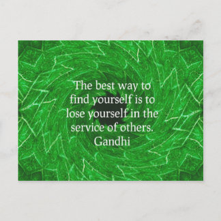Postal Cita Inspiradora de Gandhi sobre autoayuda