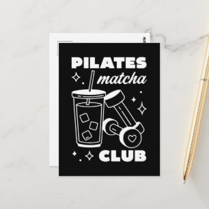 Postal clase del club de amantes de Pilates y matcha latt