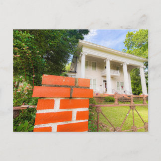 Postal Clásica casa blanca sureña con columnas